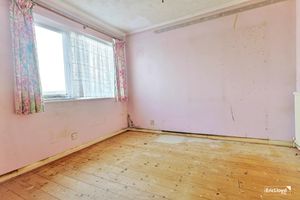 Photo 17- click for photo gallery